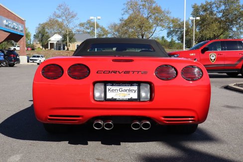 Used 2000 Chevrolet Corvette Convertible image 25