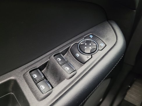 Used 2024 Ford Edge SEL image 27