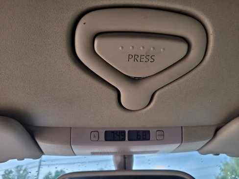 Used 2005 Volkswagen Beetle GLS image 18