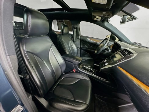 Used 2019 Lincoln MKC Select w/ Select Plus Package image 29