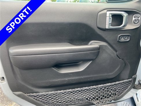 Used 2023 Jeep Gladiator Sport image 21