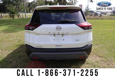 Used 2023 Nissan Rogue SV image 5
