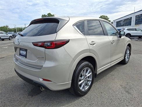 Used 2024 MAZDA CX-5 AWD 2.5 S w/ Select Package image 6