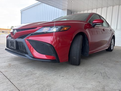 Used 2023 Toyota Camry SE image 38