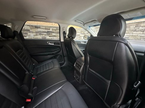 Used 2017 Ford Edge SEL w/ Equipment Group 201A image 28