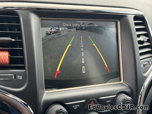 Used 2016 Jeep Grand Cherokee Laredo 75th Anniversary image 34