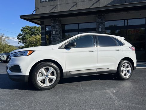 Used 2019 Ford Edge SE image 17