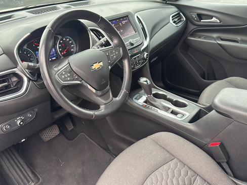 Used 2021 Chevrolet Equinox LT image 12