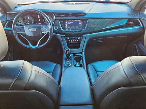 Certified 2021 Cadillac XT6 Premium Luxury image 18