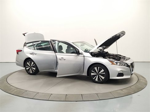 Used 2021 Nissan Altima 2.5 SV image 17