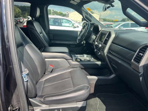 Used 2019 Ford Expedition XLT w/ Equipment Group 202A image 4
