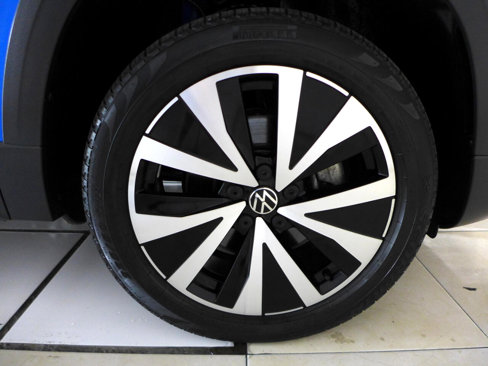 Used 2022 Volkswagen Taos SE w/ Panoramic Sunroof Package image 76