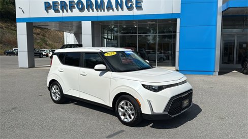 Used 2023 Kia Soul LX w/ Option Group 015 image 3