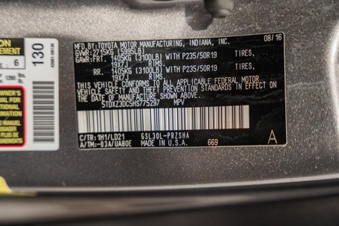 Used 2017 Toyota Sienna SE image 41