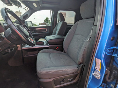Used 2021 RAM 1500 Classic Warlock w/ Electronics Convenience Group image 10