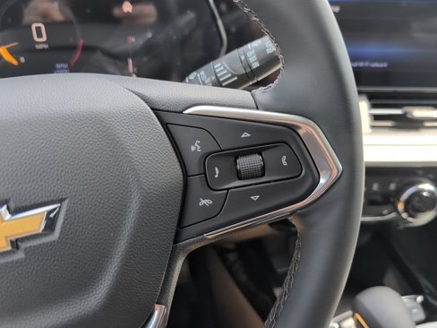 New 2025 Chevrolet Trax LT w/ LT Convenience Package image 14