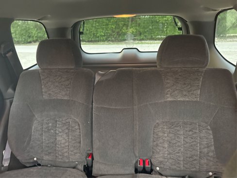 Used 2004 GMC Envoy SLE image 24
