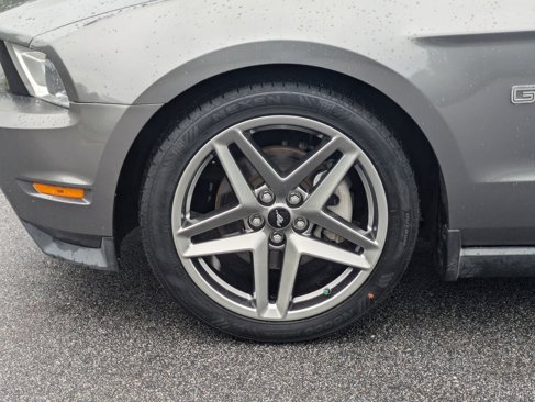 Used 2010 Ford Mustang GT image 23