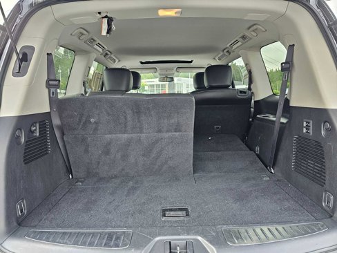 Used 2019 INFINITI QX80 Luxe image 17
