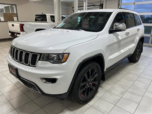 Used 2018 Jeep Grand Cherokee Limited image 1