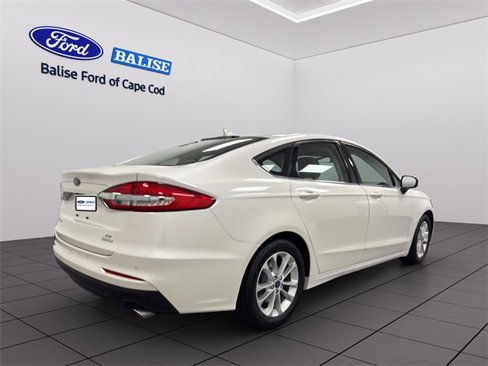 Used 2019 Ford Fusion SE image 6