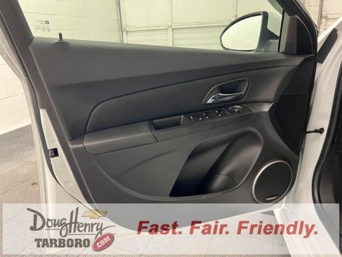 Used 2015 Chevrolet Cruze LTZ w/ Sun, Sound and Sport Package image 27