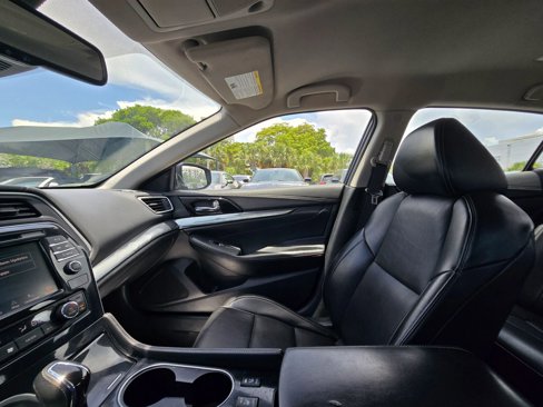 Used 2021 Nissan Maxima 3.5 SV image 17
