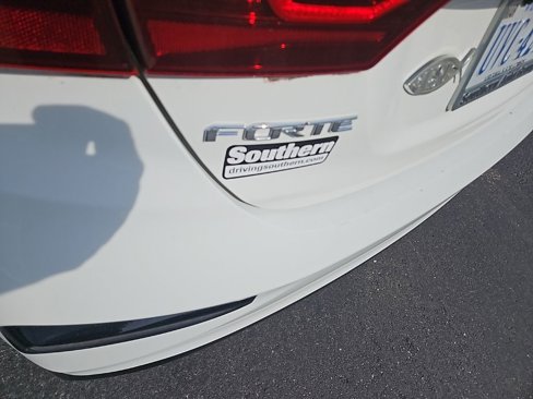Used 2019 Kia Forte S w/ S Premium Package image 19