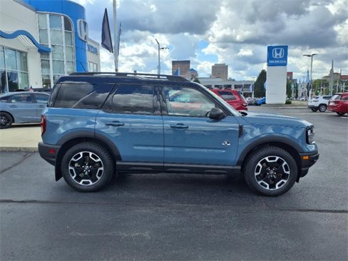 Used 2021 Ford Bronco Sport Outer Banks image 2