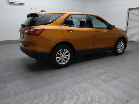 Used 2019 Chevrolet Equinox LS image 10