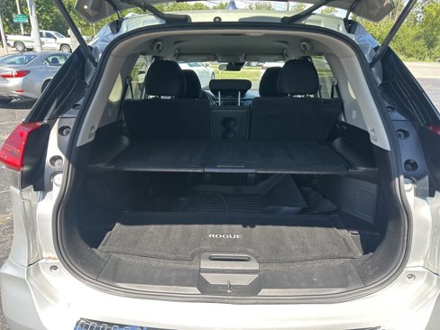 Used 2019 Nissan Rogue S w/ Special Edition Package image 31