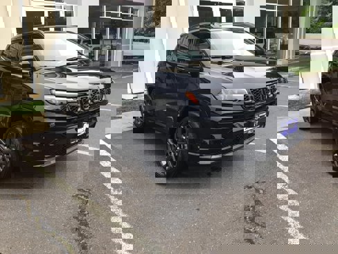 New 2025 Jeep Compass Limited w/ High Altitude Package image 1