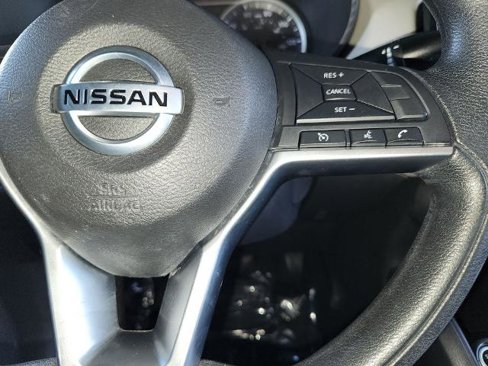 Certified 2021 Nissan Versa SV image 23
