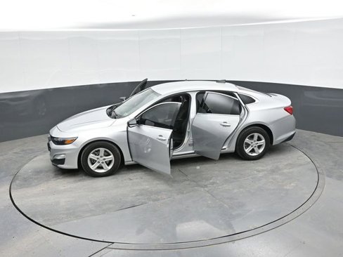 Used 2019 Chevrolet Malibu LS image 44