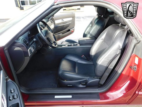 Used 2004 Ford Thunderbird image 17