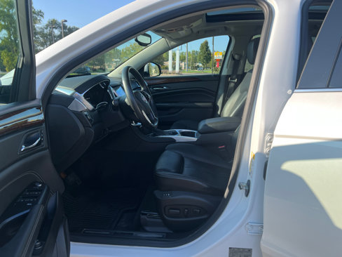 Used 2015 Cadillac SRX Luxury image 14