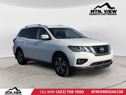 Used 2019 Nissan Pathfinder S image 2