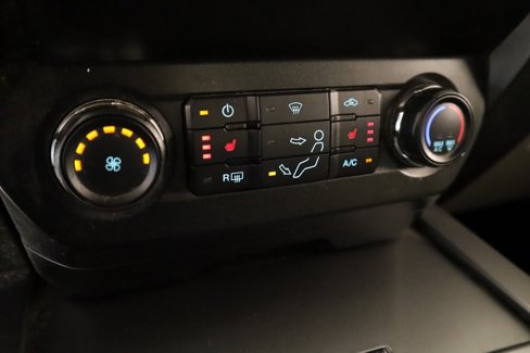Used 2019 Ford F350 XLT w/ XLT Premium Package image 8