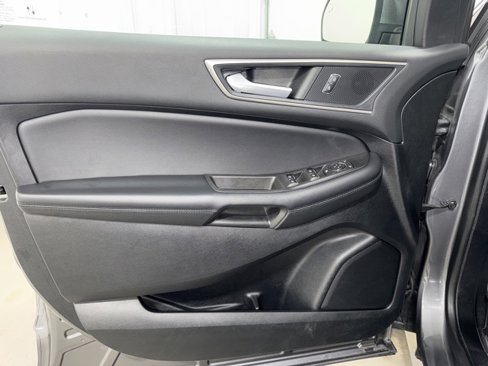 Used 2022 Ford Edge SEL w/ Convenience Package image 10