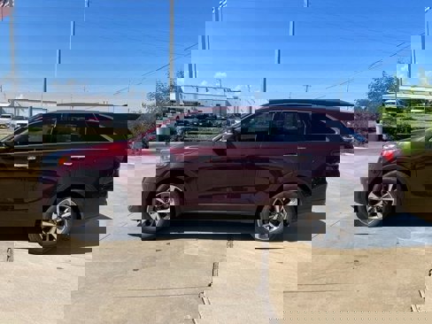 Used 2019 Kia Sorento EX w/ EX Touring Package image 2