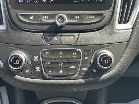 Used 2024 Chevrolet Malibu LT image 30