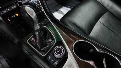 Used 2015 INFINITI Q50 Premium w/ Deluxe Touring Package image 33