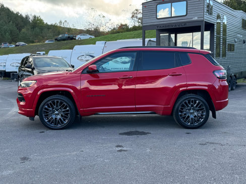 Used 2022 Jeep Compass Limited w/ (RED) Package image 8