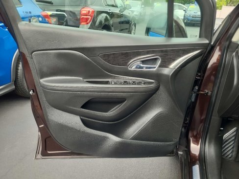 Used 2016 Buick Encore FWD image 29