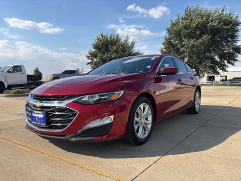 Used 2024 Chevrolet Malibu LT image 4