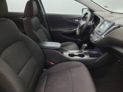 Used 2017 Chevrolet Malibu LT image 21