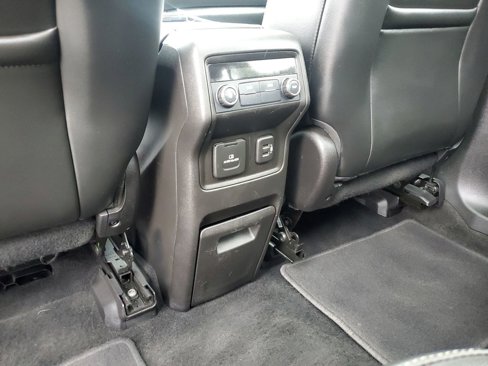 Used 2019 GMC Acadia SLT image 33