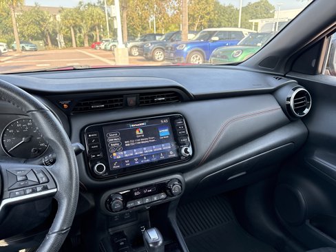 Used 2021 Nissan Kicks SR w/ Interior Electronics Package image 28