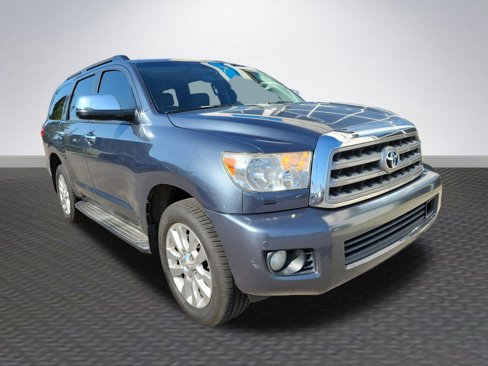 Used 2010 Toyota Sequoia Platinum image 1