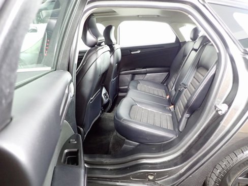 Used 2018 Ford Fusion SE w/ Equipment Group 601A image 33